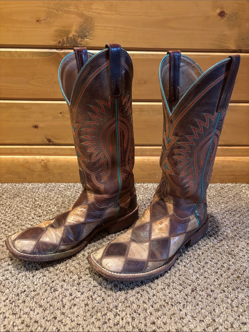 Horse Power Diamond-Pattern Men’s Western Cowboy Boots with Turquoise Stitching